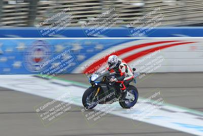 media/Oct-16-2022-Fastrack Riders (Sun) [[609ae93014]]/Level 2/Session 1 Start Finish/